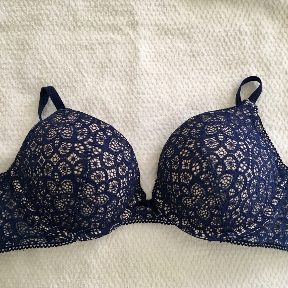 NWT Victoria’s Secret Dream Angels .